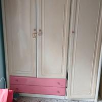 Armadio a tre ante Barbie