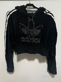 Felpa adidas nera, con logo - hoodie cropped