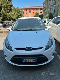 Ford fiesta 2012