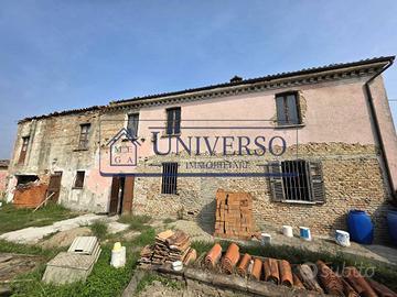 Villa di 200 m² con 4 locali e box auto a Verretto