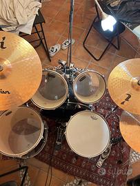 batteria “tornado by mapex” e piatti zildjian