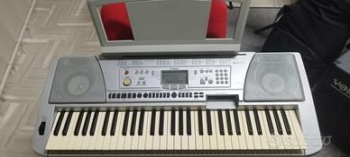 Tastiera Yamaha mod. PSR 450