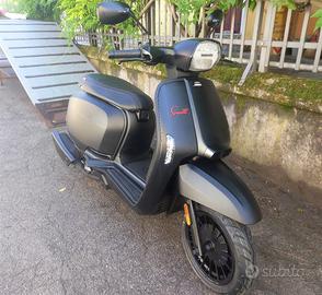 PROMO Lambretta V 200 Special MATT BLACK-F.FIN.50%