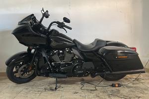 Harley Davidson road glide limited