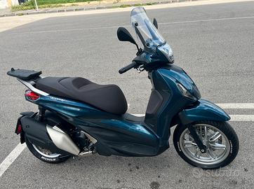 Piaggio beverly 400 hpe