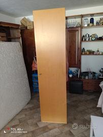 Mobile in legno  salva spazio 