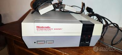 Nintendo originale NES anni 90( prima versione)