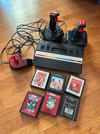 Lotto Atari 2600 – Console + Joystick