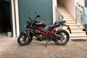 Moto Benelli 125