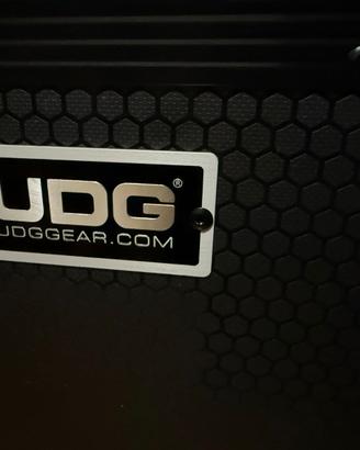 Flight Case rigido UDG Pioneer Xdj Rx3 Controller