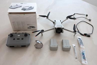 drone dji mini 3 con 2 batterie