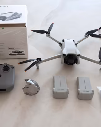 drone dji mini 3 con 2 batterie