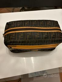 Borsa porta tutto Fendi