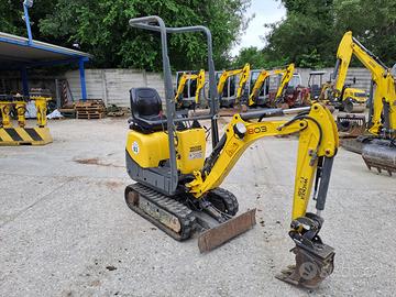 Miniescavatore wacker-neuson 803