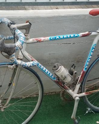 bici corsa vintage Carrera+scarpe vittoria 