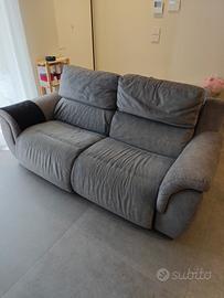 Divano 3 posti con recliner elettrico
