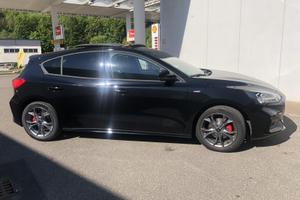 Ford Focus MK4 st line 150 cv