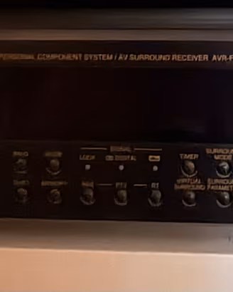 Denon AVR-F100 sintoamplificatore