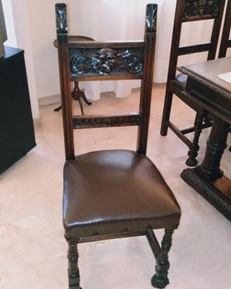 6 sedie antiche + poltrona capotavola 650 €