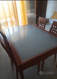 Tavolo + 4 sedie