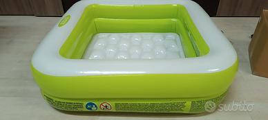 Piscina gonfiabile index