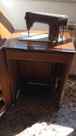 Macchina da cucire Singer funzionante