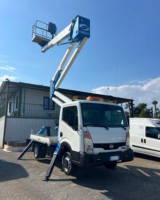 NISSAN CABSTAR 35.12 PIATTAFORMA 20M CON CESTELLO