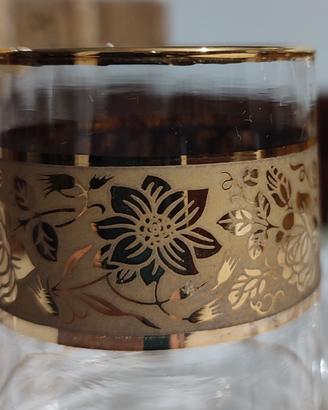 Servizio completo di bicchieri decorati oro