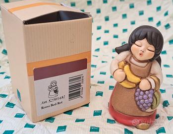 Presepe rosso Thun donna con frutta  con scatolo