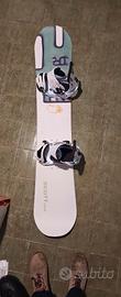 Tavola snowboard Scott con attacchi Burton 