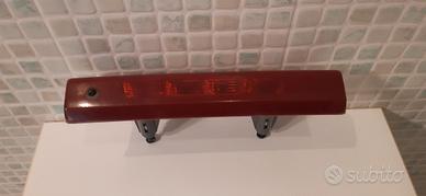 Terzo Stop Centrale Posteriore

Opel Corsa D 5