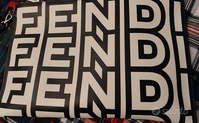 Pochette Fendi