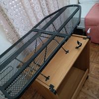 Mobile da stiro salvaspazio su ruote
