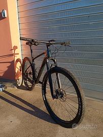 MTB Giant XTC in carbonio taglia L