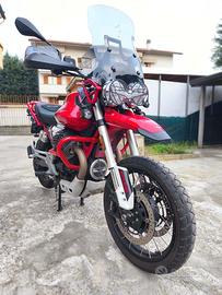 Moto Guzzi V85 TT - 2022