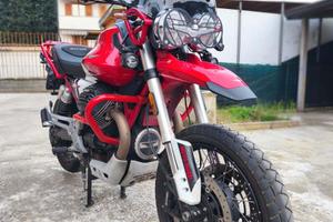 Moto Guzzi V85 TT - 2022