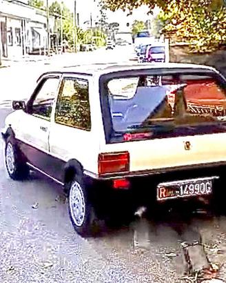 MG Metro Turbo (1984) - Targhe Nere