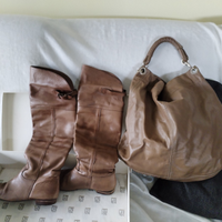 Borsa a spalla in pelle color cognac tortora