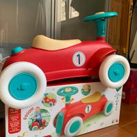 Auto cavalcabile clementoni