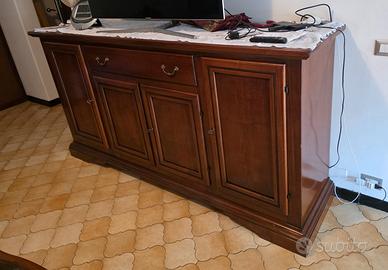 credenza in legno ciliegio come nuova 
