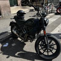 Ducati Scrambler icon dark 800 MY20