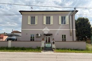 CASA INDIPENDENTE A ARGENTA