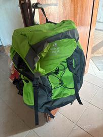 2 Zaini Trekking Deuter Walk Air 35L