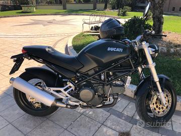 Ducati Monster 750
