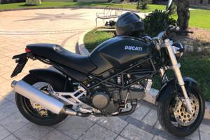 Ducati Monster 750