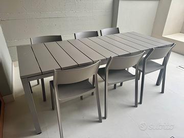 Tavolo da esterno Nardi + sedie