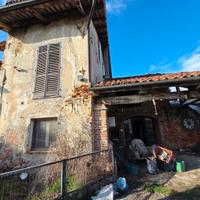 Morozzo - Rustico con giardino