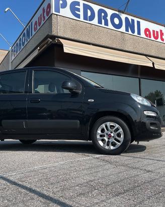 Fiat Panda 1.2 Lounge 69CV Neopatenti