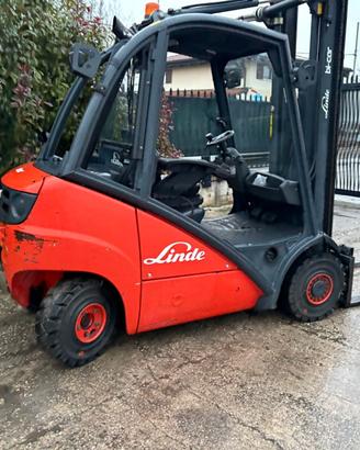 S107 Carrello elevatore Linde H20