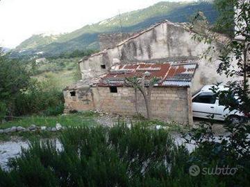 Fabbricato rurale
